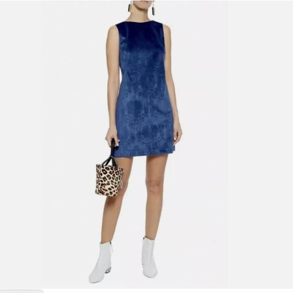 NWT Alice + Olivia Blue Velvet Jacquard print Clyde Dress Size 8 - Picture 1 of 14